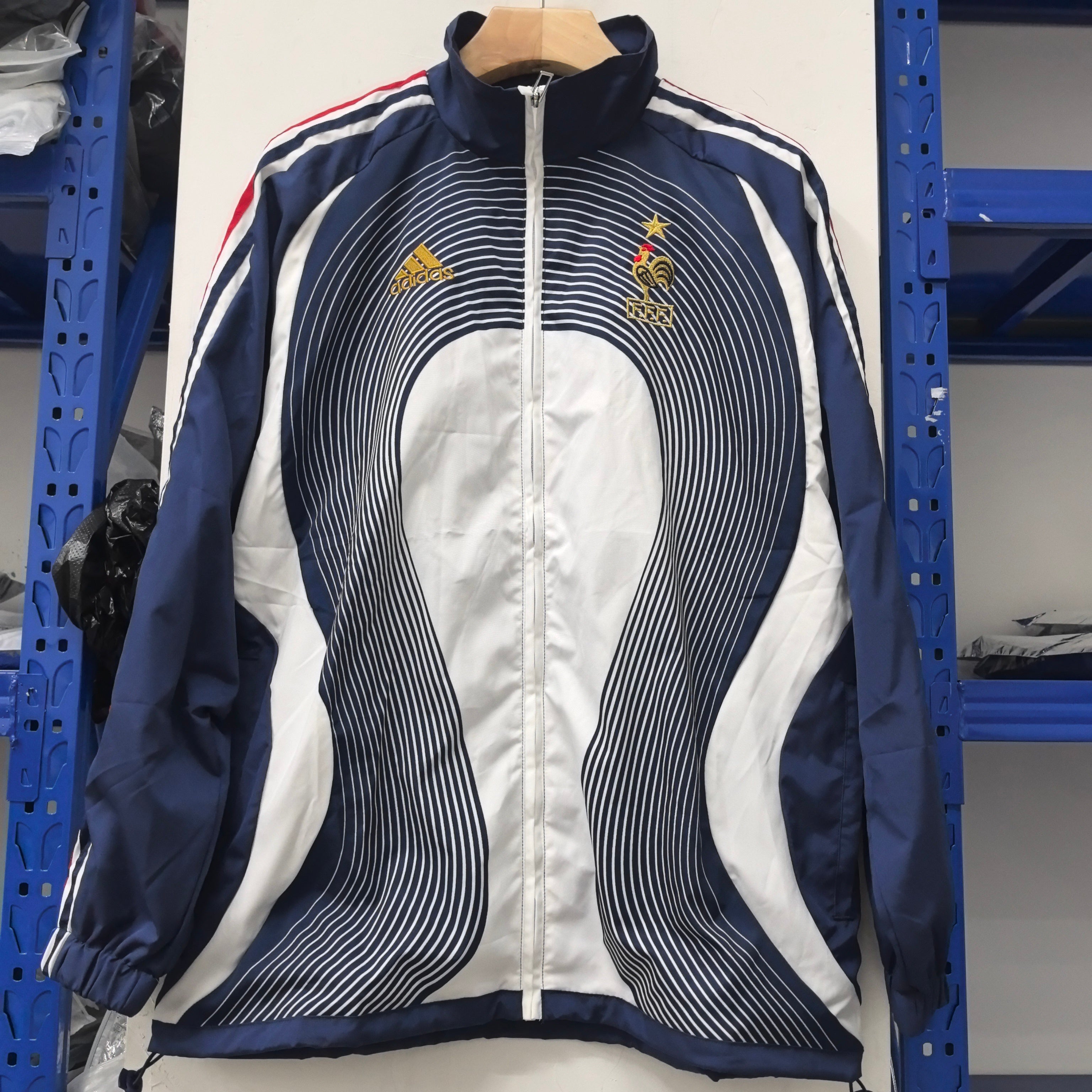 Selected Variant Image